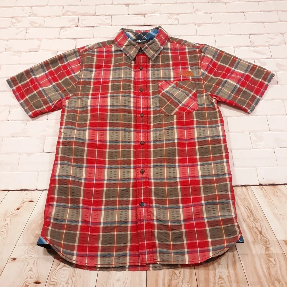 The North Face Shirt Mens Small Travel Outdoor Hiking Short Sleeve Plaid Nylon